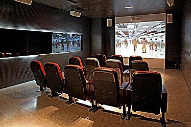 Steam横版动作RPG《终焉之莉莉：骑士寂夜》现已推出正式版